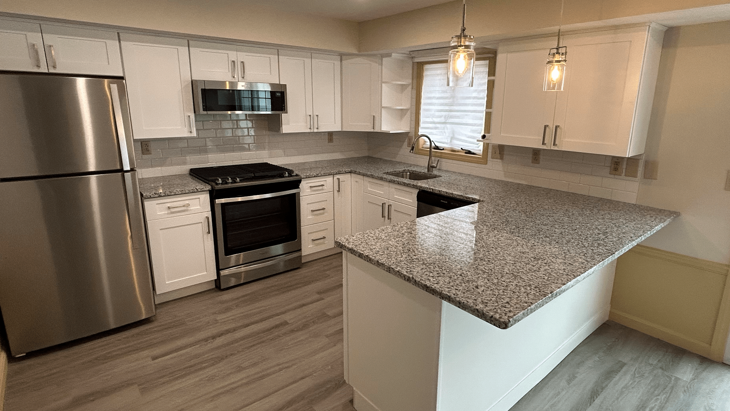 spotlight home services logo